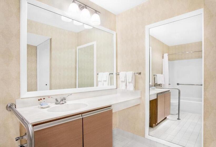 장애인을 위한 스위트, Hawthorn Extended Stay By Wyndham Green Bay
