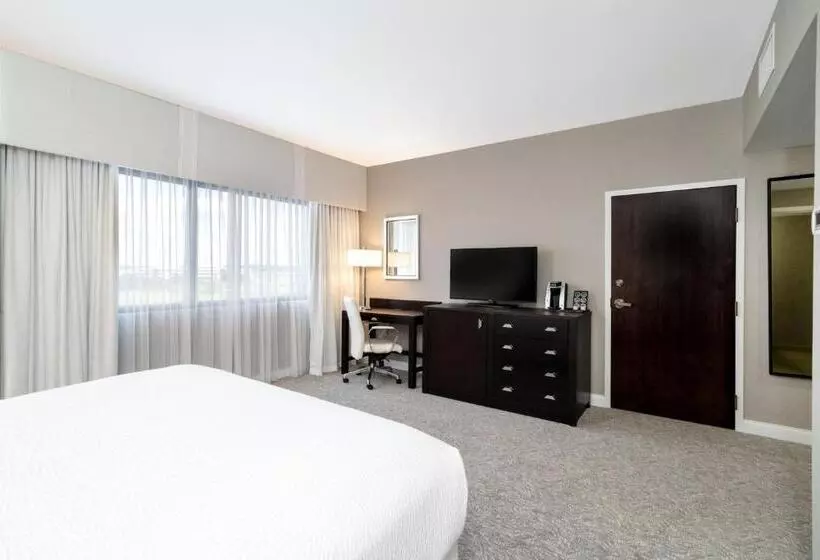 キングサイズベッドのスタンダードルーム, Holiday Inn Wilmington, An Ihg