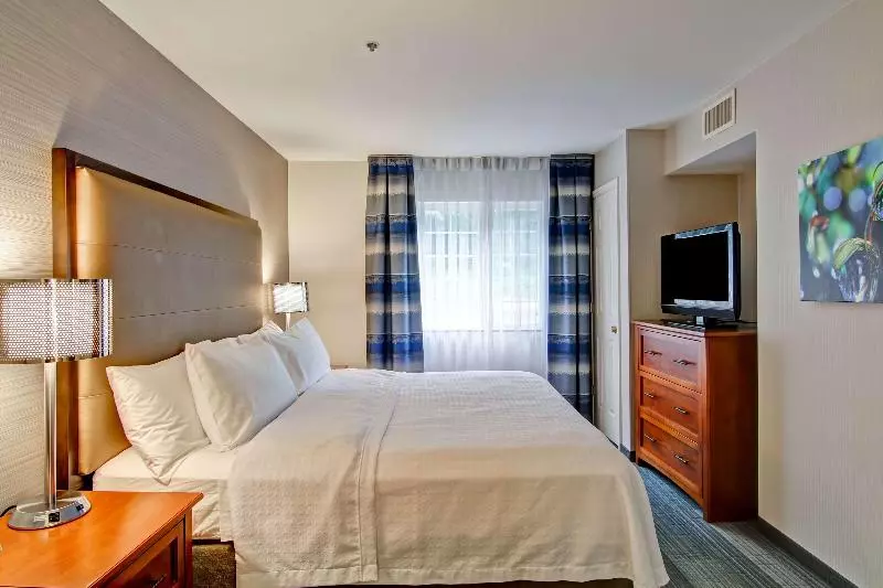 キングサイズベッドのスイートルーム, Homewood Suites By Hilton Stratford