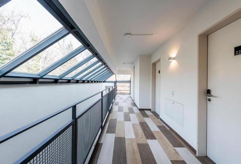 Standard Værelse, I Grappoli