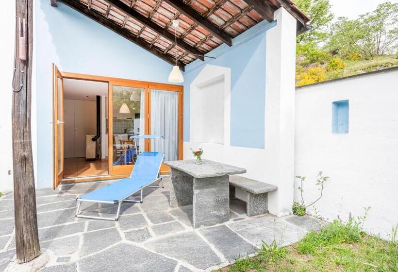 Standard Bungalow Haveudsigt, I Grappoli