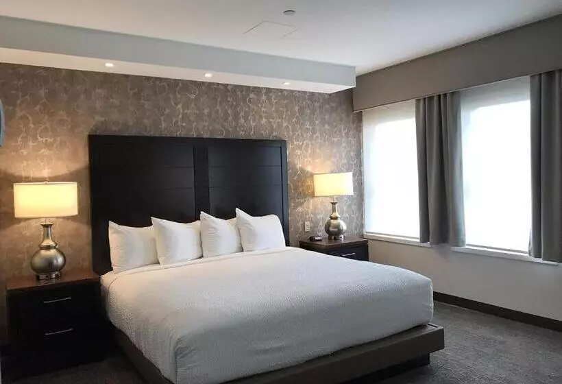 اتاق لوکس با تخت بزرگ, Kahler Grand