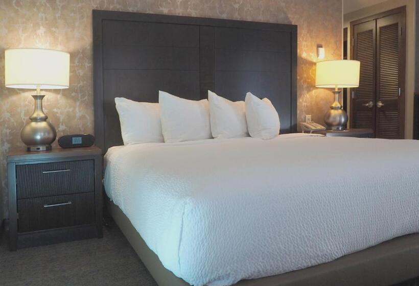 스탠다드 룸 킹사이즈 침대, Kahler Grand