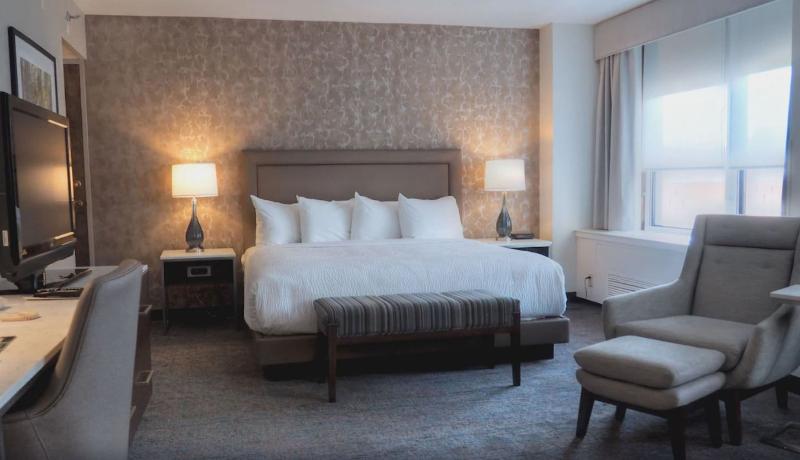 스탠다드 룸 킹사이즈 침대, Kahler Grand