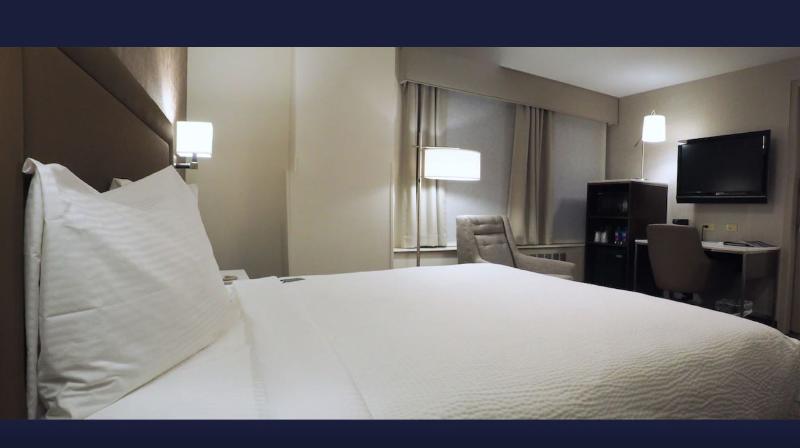 스탠다드 룸 킹사이즈 침대, Kahler Grand