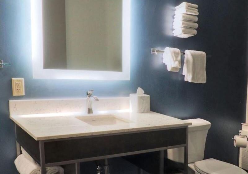 스탠다드 룸 킹사이즈 침대, Kahler Grand