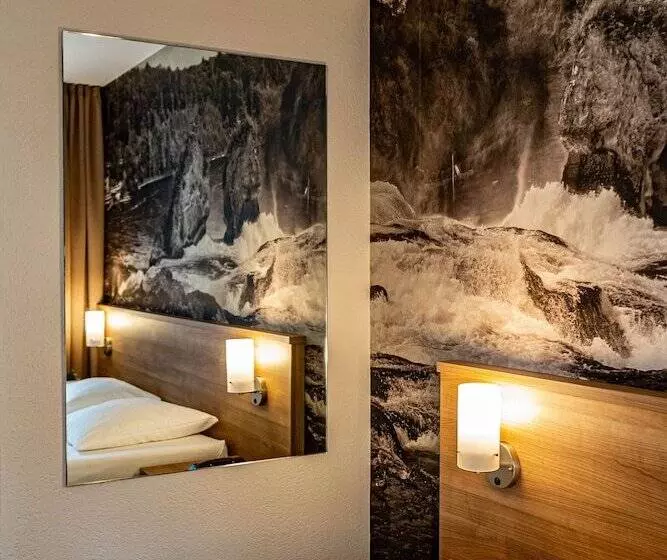 エコノミールーム, Kronenhof