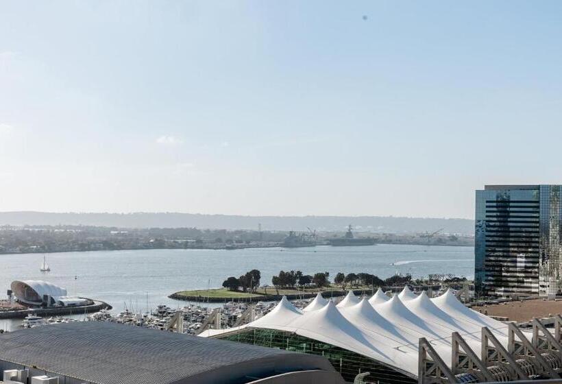 プレミアムルーム, Omni San Diego