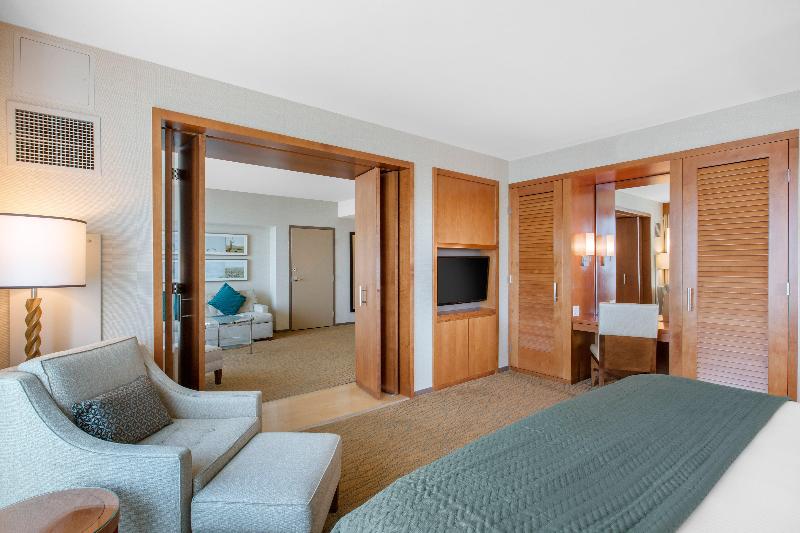 Suite Pat King, Omni San Diego