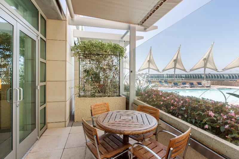 キングサイズベッドのスイートルーム, Omni San Diego