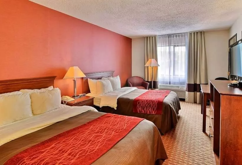 ２ダブルベッドのスタンダードルーム, Quality Inn East Liverpool Calcutta