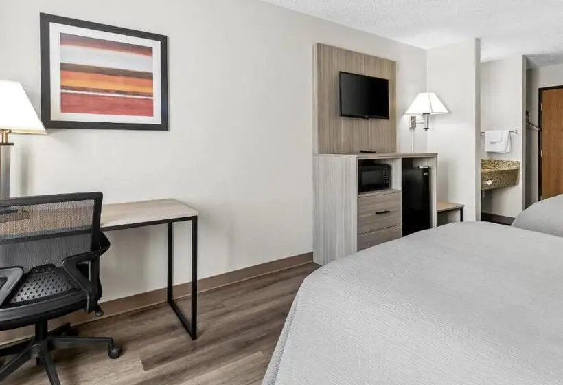 身障者適用スタンダードルーム, Quality Inn East Liverpool Calcutta