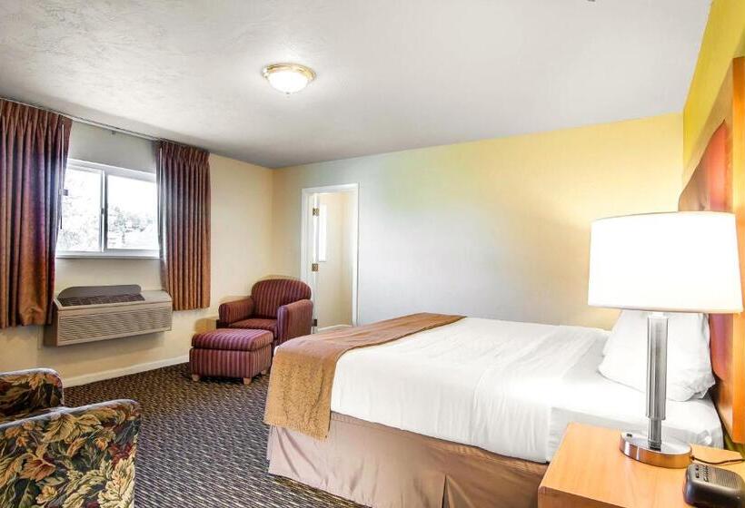غرفة قياسية سرير كينج, Quality Inn & Suites At Coos Bay