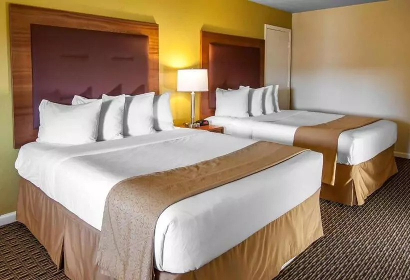 اتاق استاندارد, Quality Inn & Suites At Coos Bay