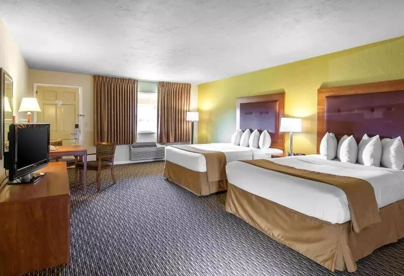 اتاق استاندارد, Quality Inn & Suites At Coos Bay