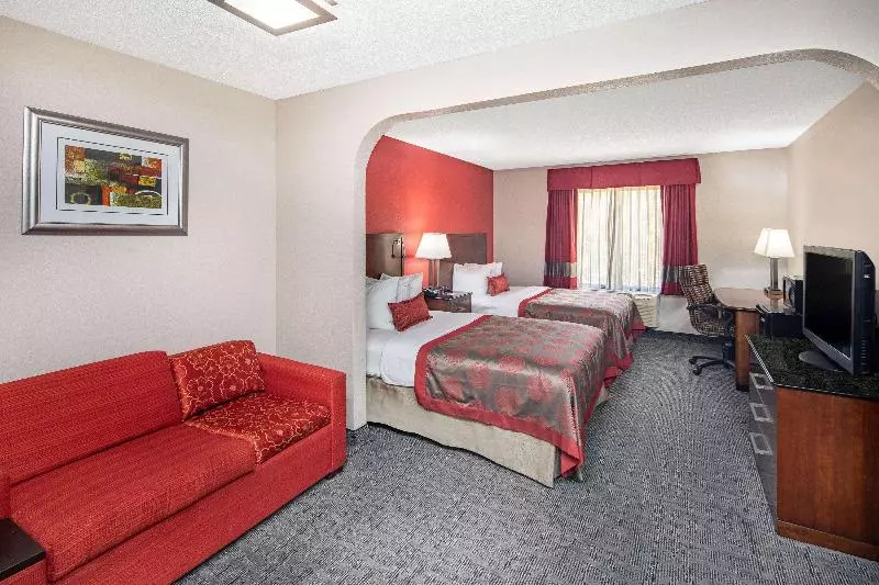 スイート, Ramada By Wyndham Alpharetta Atlanta North