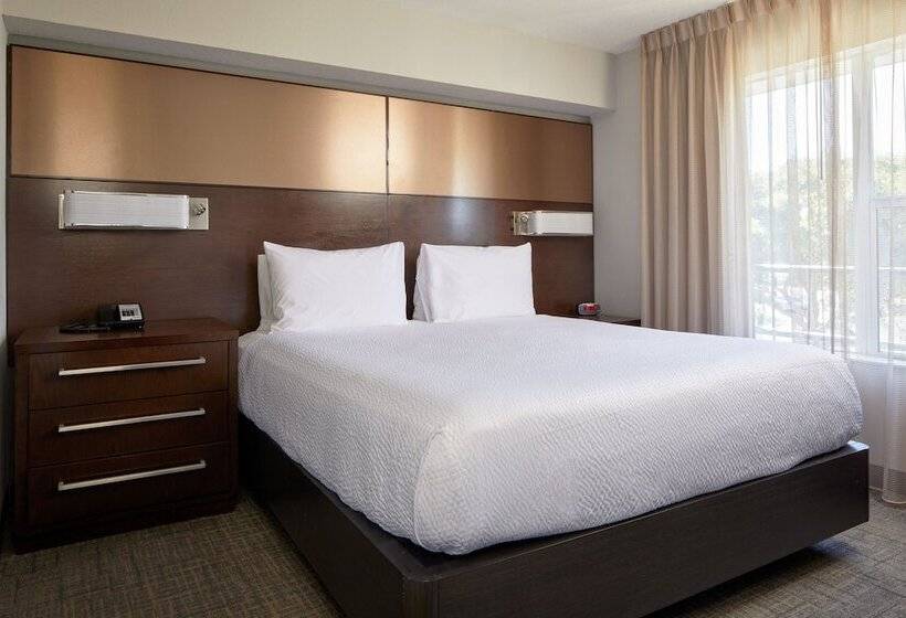 جناح, Residence Inn San Diego Carlsbad