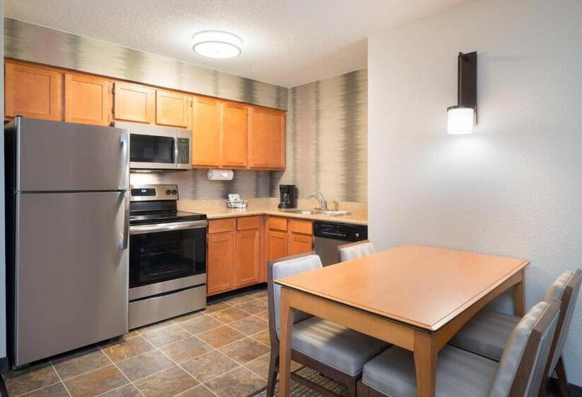 جناح غرفتين نوم, Residence Inn Southington