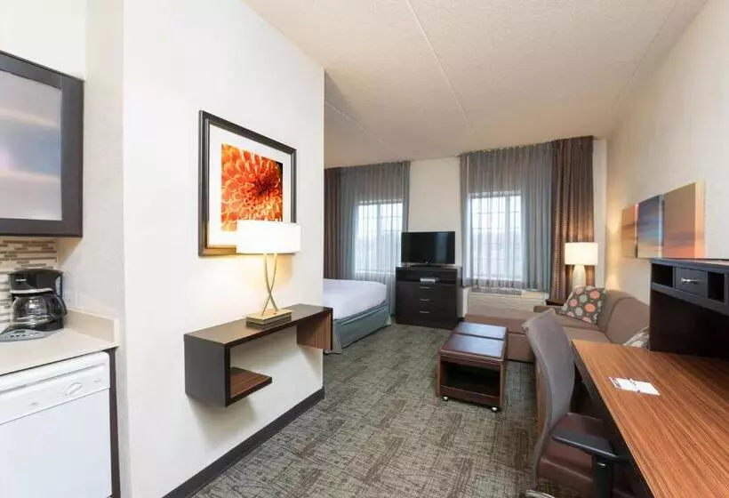 スタンダードスタジオ, Staybridge Suites Chicago Oakbrook Terrace By Ihg