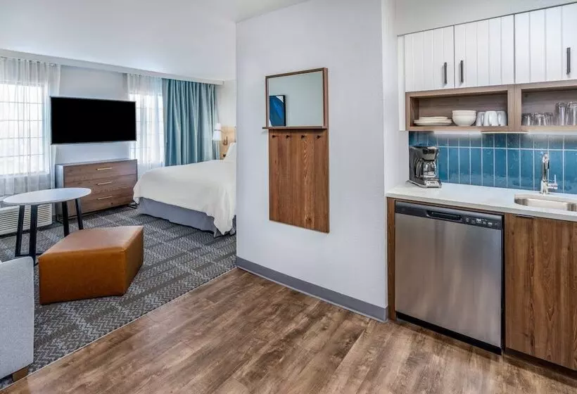 スタンダードスタジオ, Staybridge Suites Denver   Cherry Creek, An Ihg