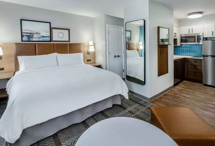 スタンダードスタジオ, Staybridge Suites Denver   Cherry Creek, An Ihg