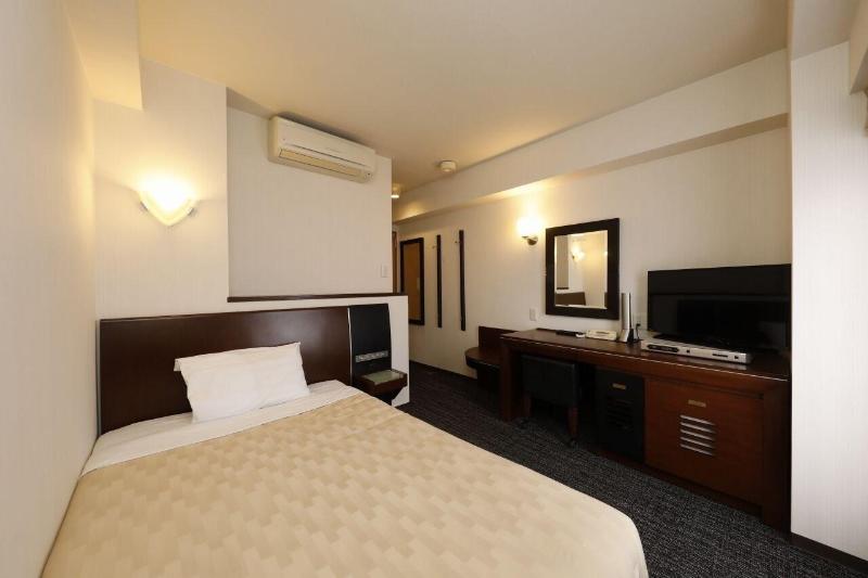 מיטת קינג בסוויטה, Staybridge Suites Tulsa Woodland Hills, An Ihg