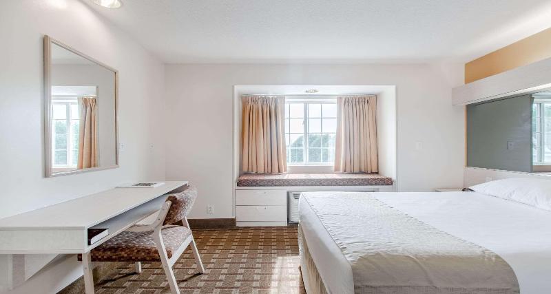 חדר סטנדרט, Surestay Hotel By Best Western Christiansburg Blacksburg