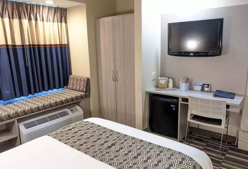身障者適用スタンダードルーム, Microtel Inn Georgetown   Lexington North