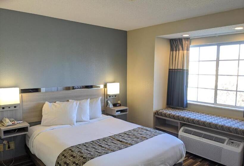 장애인을 위한 스탠다드 룸, Microtel Inn Georgetown   Lexington North