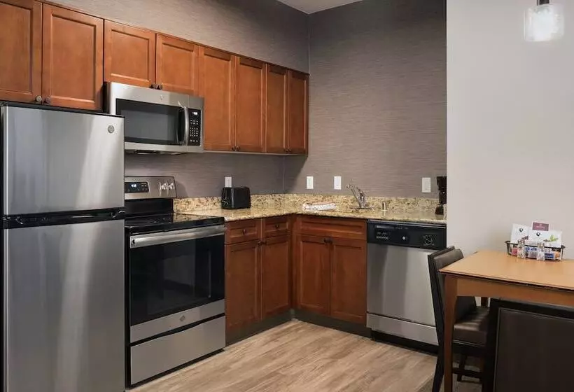 سوئیت 2 خوابه, Residence Inn Poughkeepsie