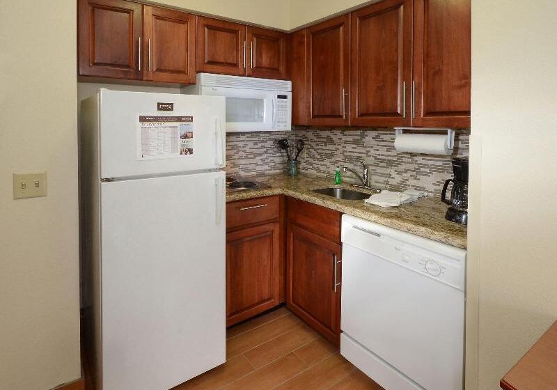 Люкс 2 Спальни, Staybridge Suites Raleigh Durham Airport Morrisville, An Ihg