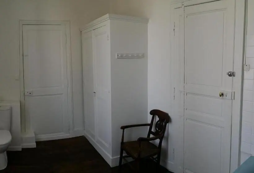 スタンダードルーム, Château Manoir De La Lèche
