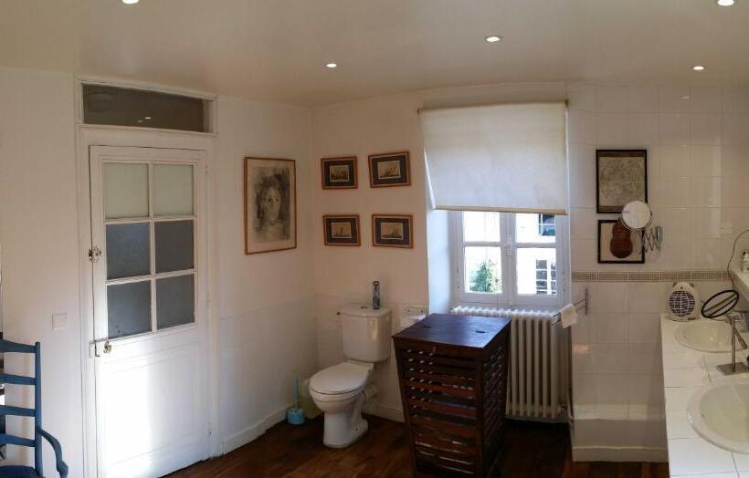 스탠다드 룸, Château Manoir De La Lèche