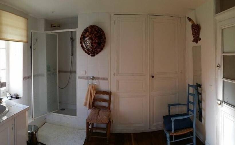 Номер Стандарт, Château Manoir De La Lèche