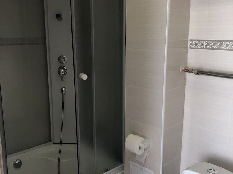 家庭间, Guest House Agrodom