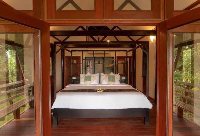 Bungalow Deluxe, Kingfisher Ecolodge