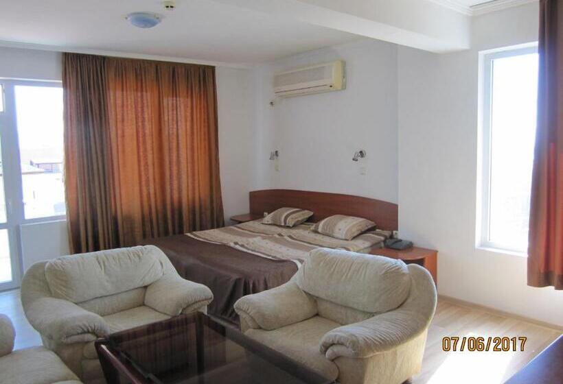 スタンダードスタジオ, Night Panorama