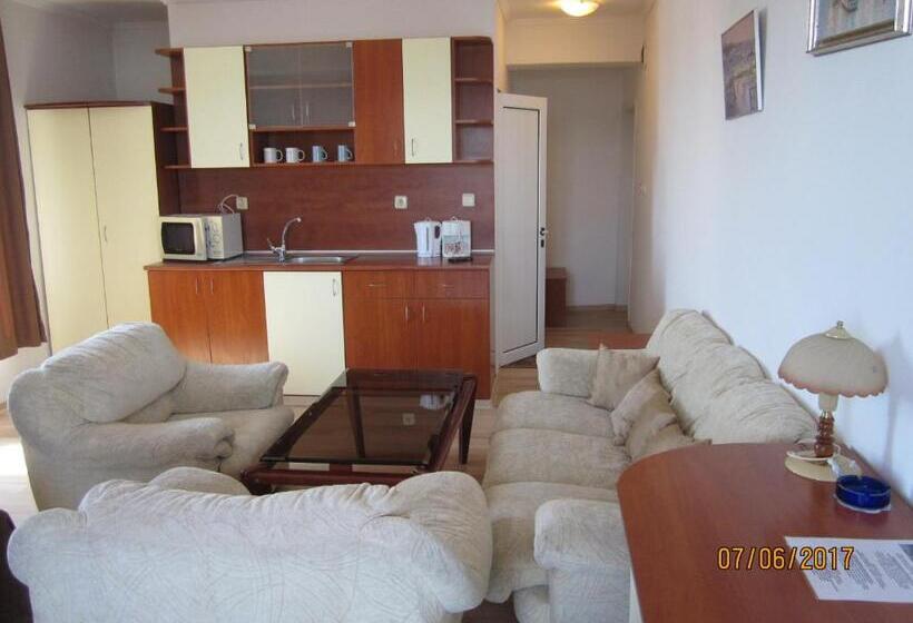 スタンダードスタジオ, Night Panorama