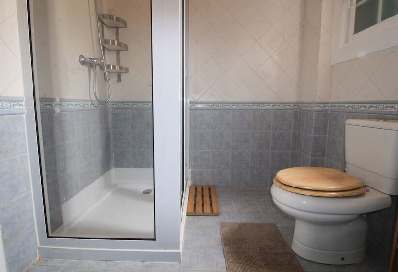 חדר סטנדרט חדר אמבטיה משותף, Mr Ziggy S Surfhouse   Hostel