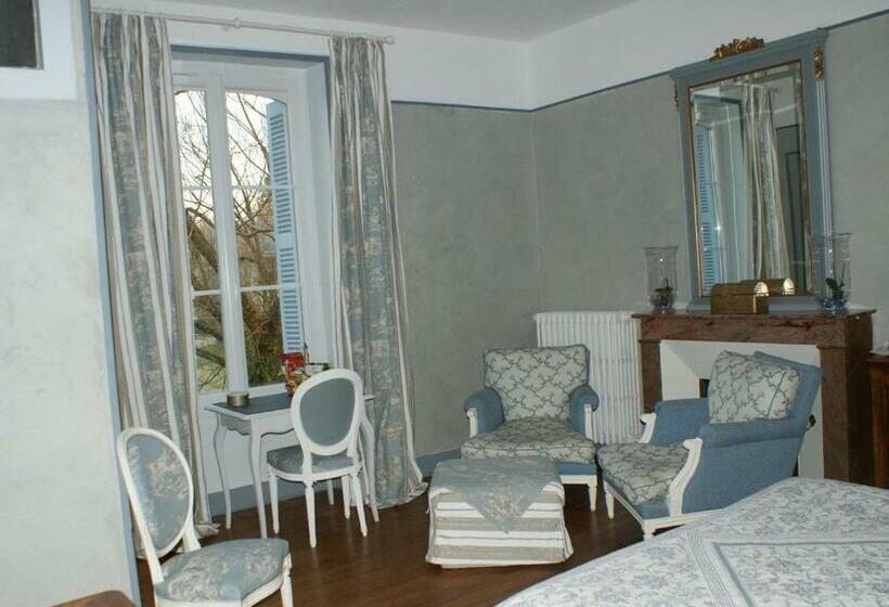 غرفة قياسية مزوَّدة بشُرفة, Moulin De L Aumonier