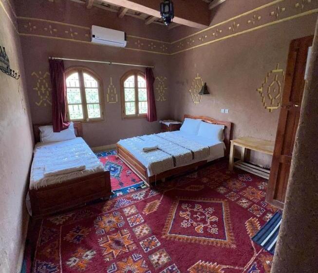 غرفة قياسية ثلاثية, Awayou