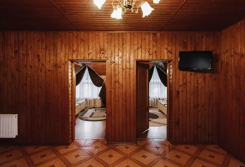 ４ベッドルームハウス, Toga Cottage