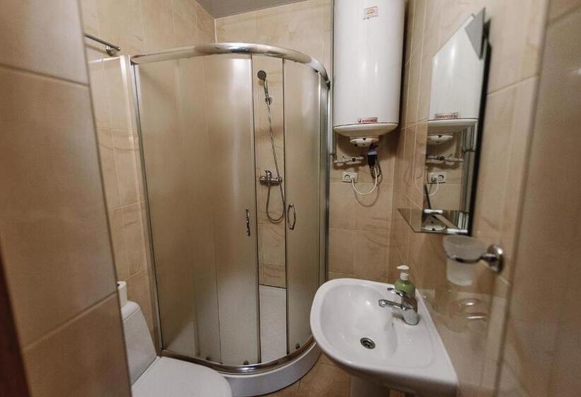 آپارتمان 2 خوابه, Toga Cottage