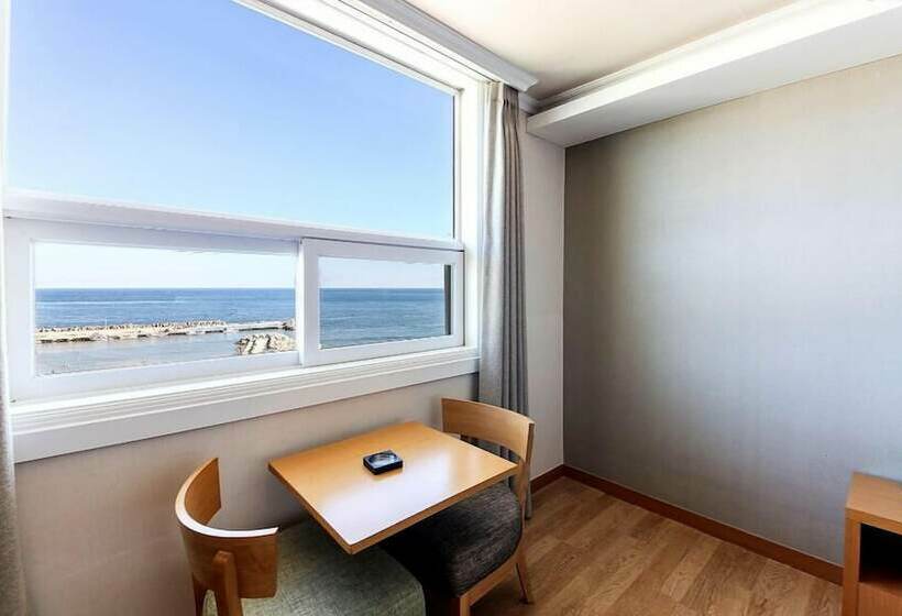 חדר בסיסי, Prada Hotel & Pension