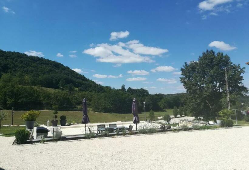 스탠다드 룸 가든 전망, Le Domaine Des Terres Blanches