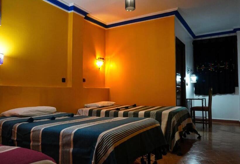 Четырехместный Номер Стандарт, La Kasbah Elkhorbat Muxu Berbere