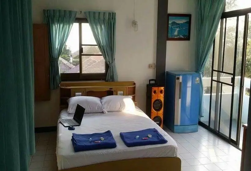 Standaardkamer met 2 Tweepersoonsbedden, Parfun Guesthouse