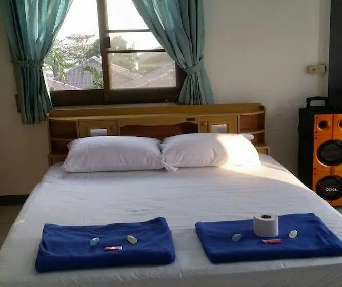 Standaardkamer met 2 Tweepersoonsbedden, Parfun Guesthouse