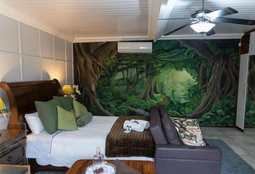 דירת חדר, Rustic Forest Guest House