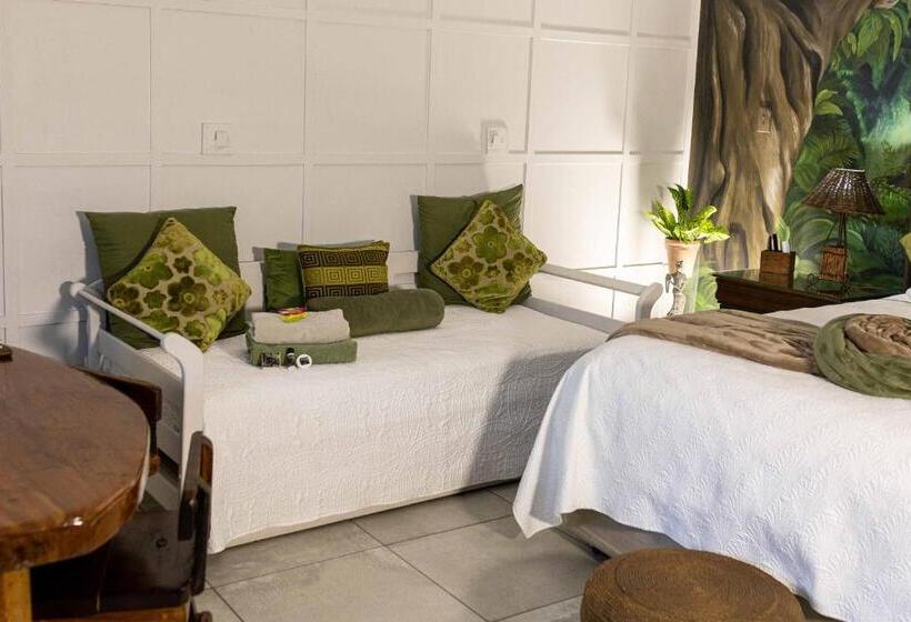 דירת חדר, Rustic Forest Guest House